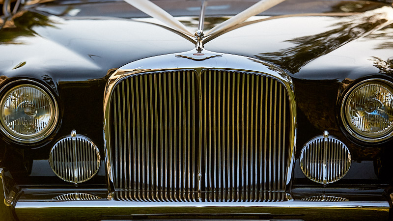  Rolls Royce wedding car photo 
